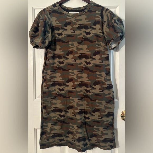 VELVET Graham & Spencer Anthropologie NWT Jolene Short Puffed Sleeves Camo Dress - Picture 5 of 14